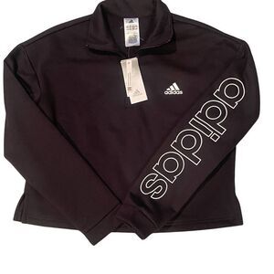 Adidas Women’s Fleece Cropped Logo Sweatshirt. Size: Medium/Large Color: Blk/Wh